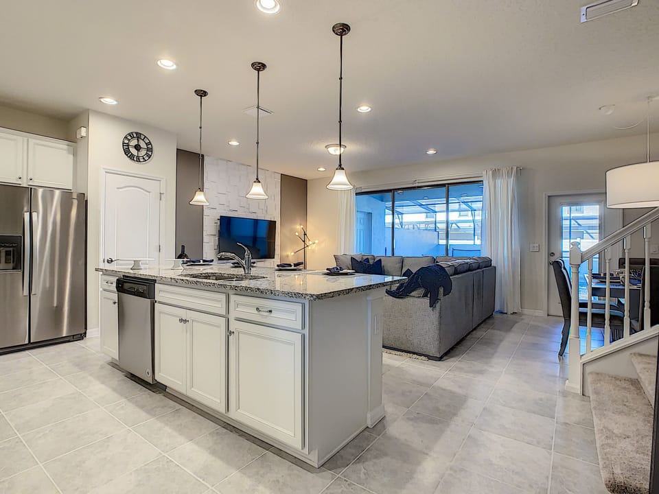 2430_Tangier_Drive-27[1].JPG