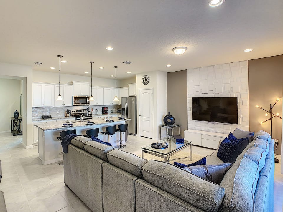 2430_Tangier_Drive-26[1].JPG