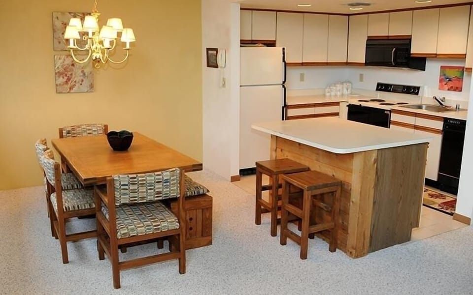Dining Room, Dining Table, Furniture, Indoors, Table