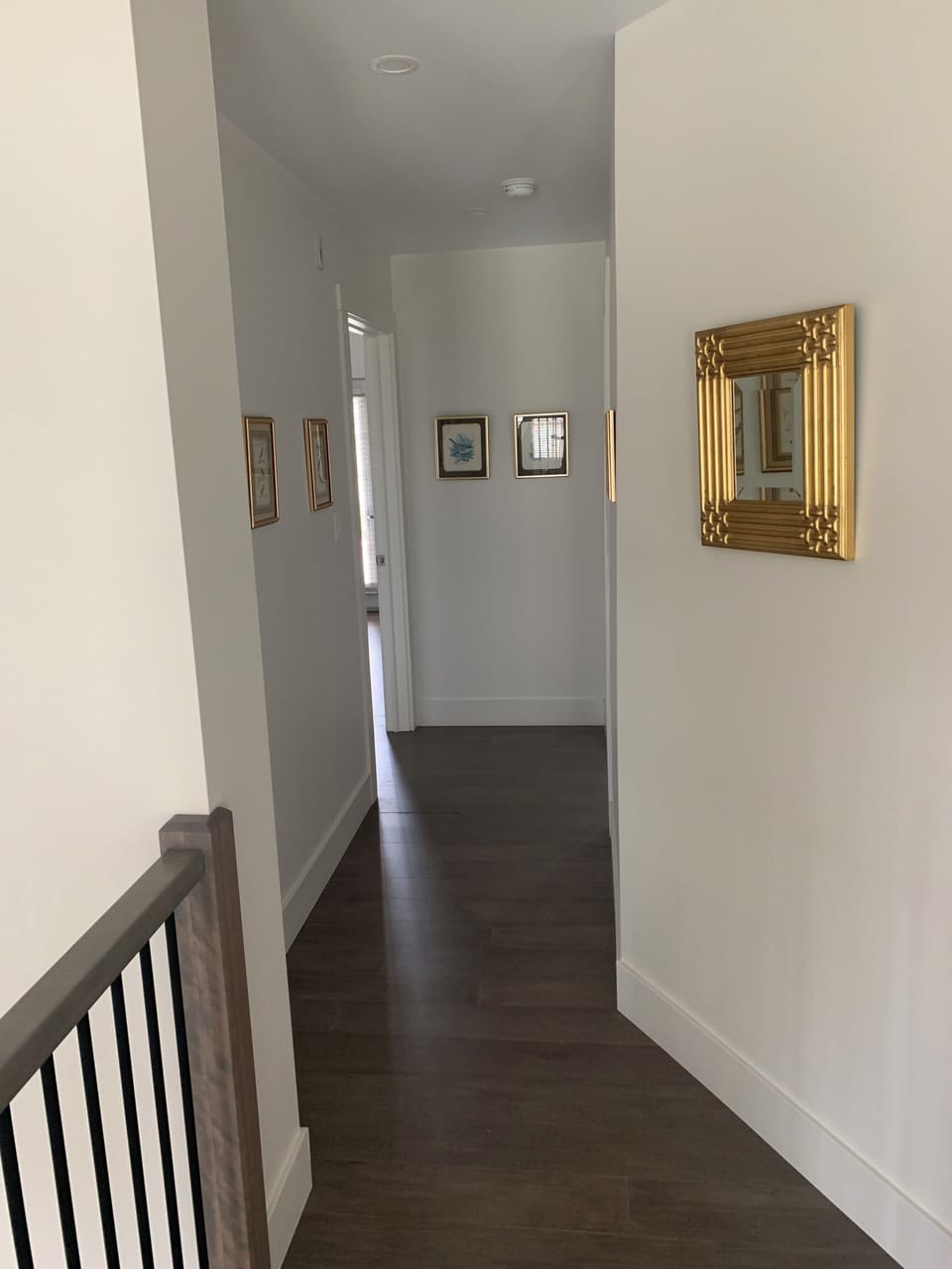 Hallway to the bedrooms