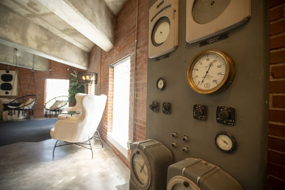 Additional view of the shared space 