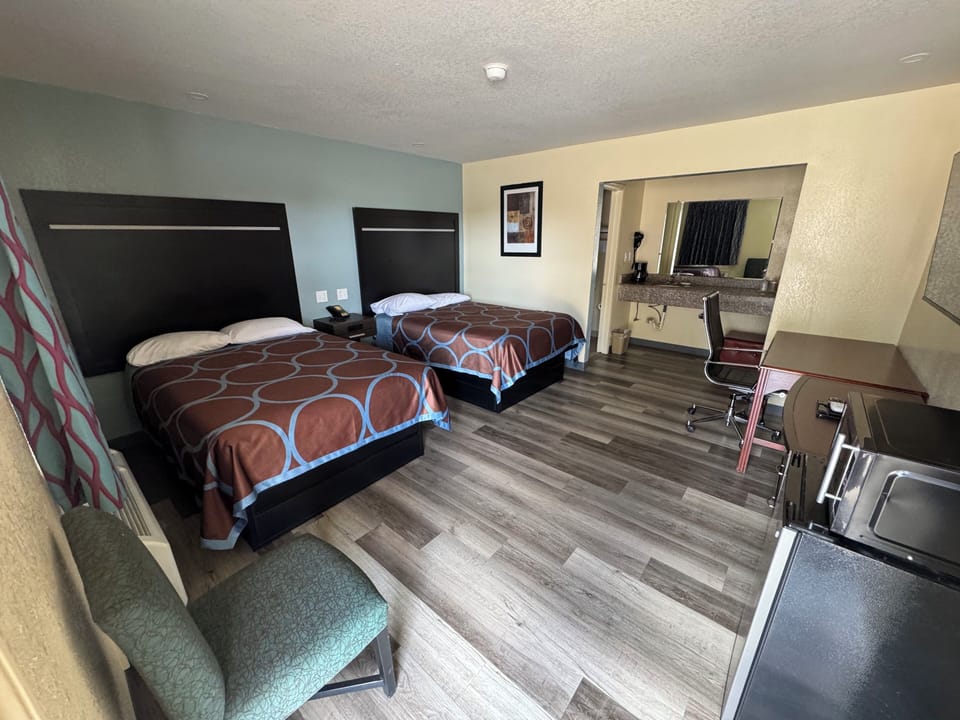 Standard Double Room, 1 Double Bed, Non Smoking | Desk, free WiFi, bed sheets