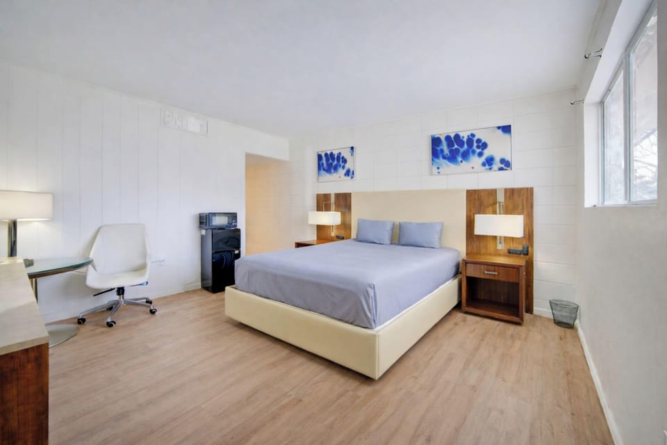 Room (1 Full Bed) | Free WiFi, bed sheets