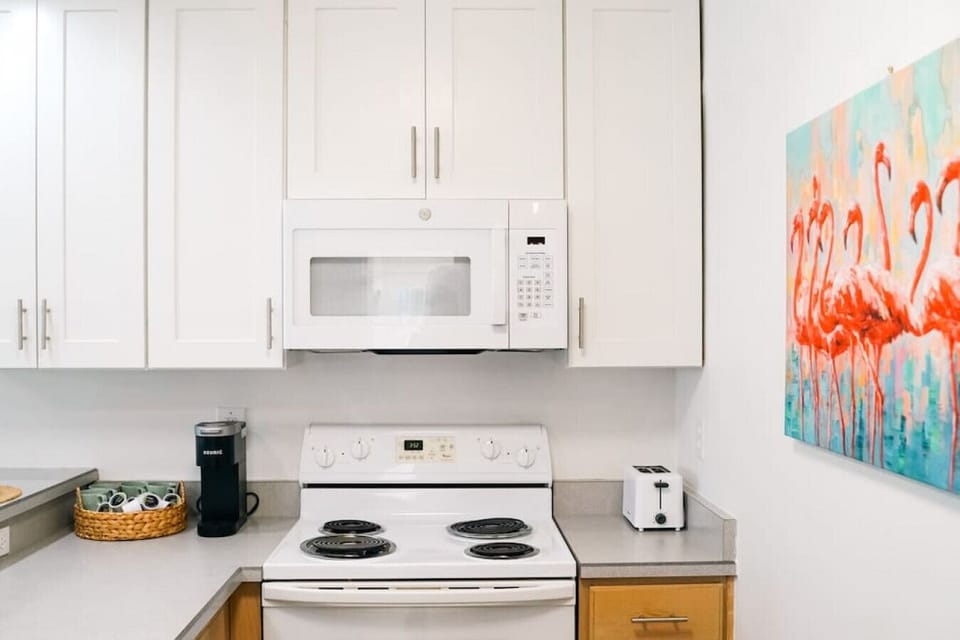 Fully stocked kitchen.