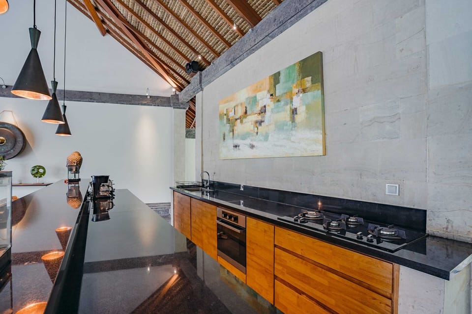 Basic Villa, Multiple Beds | Private kitchen | Fridge, microwave, oven, stovetop