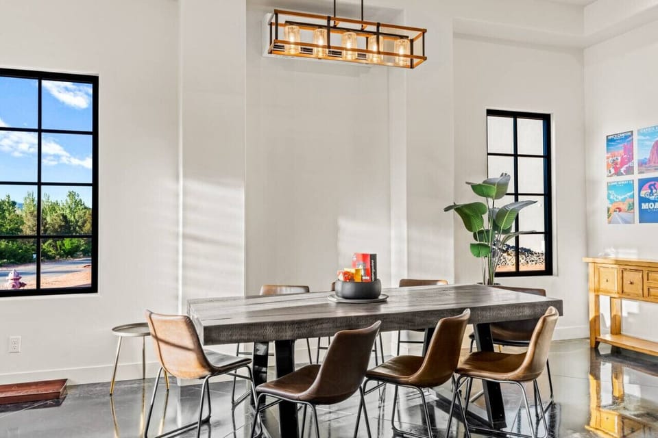 Main Dining