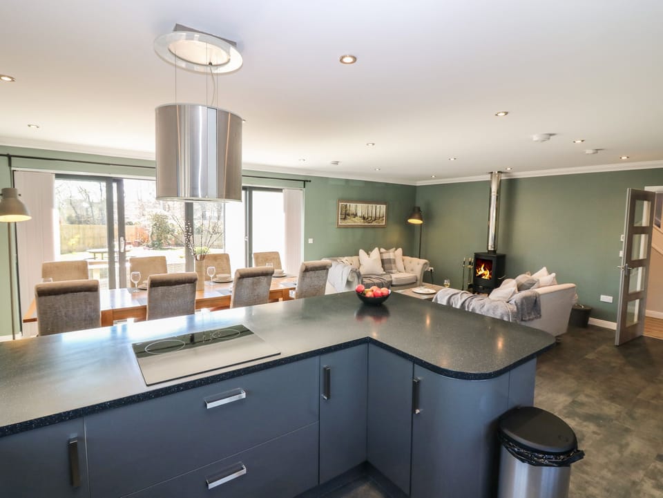 Fridge, dishwasher, electric kettle, toaster