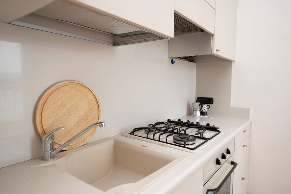 Romantic Apartment | Private kitchen | Fridge, oven, dishwasher, coffee/tea maker
