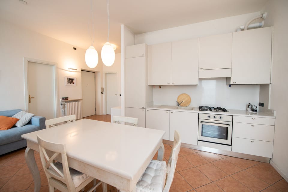 Romantic Apartment | Private kitchen | Fridge, oven, dishwasher, coffee/tea maker
