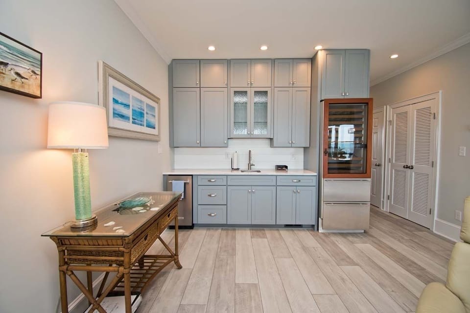 Wet Bar