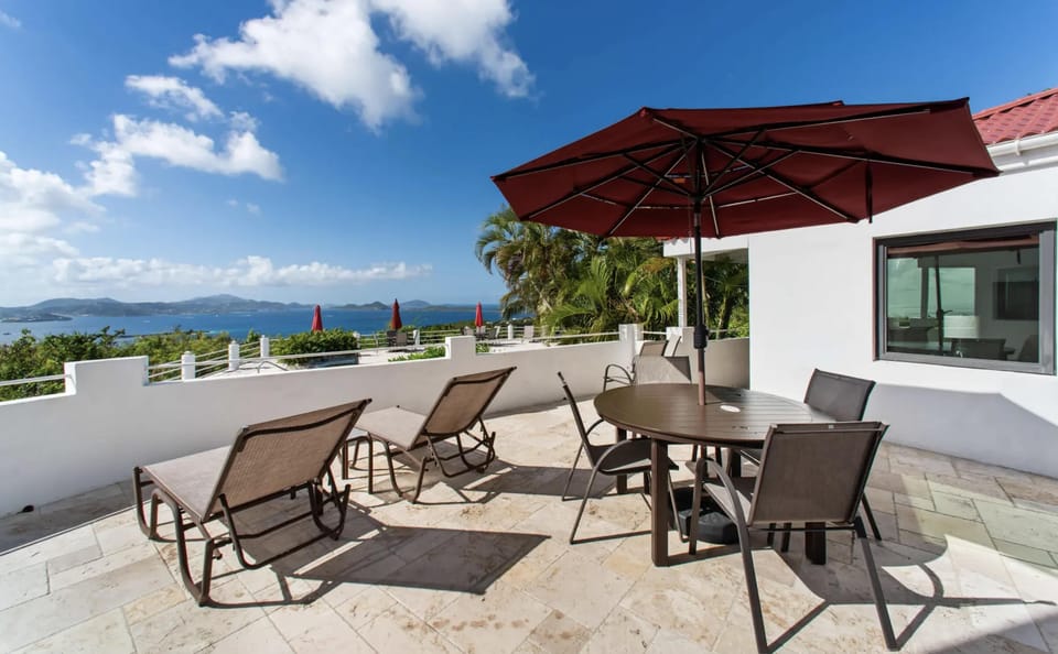 Courtyard overlooking pool area