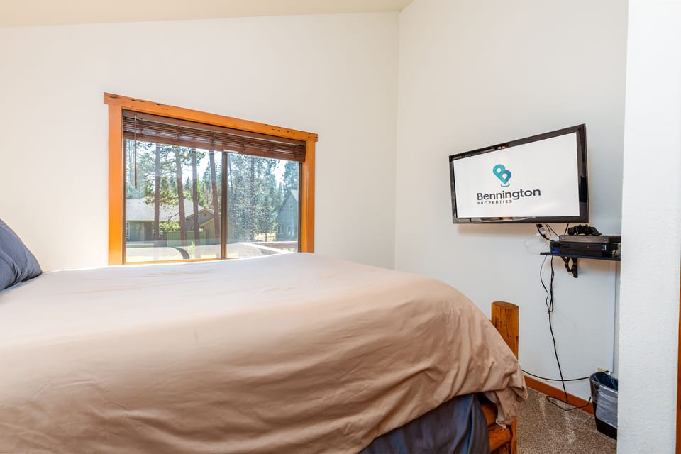 King Bedroom - Upstairs
