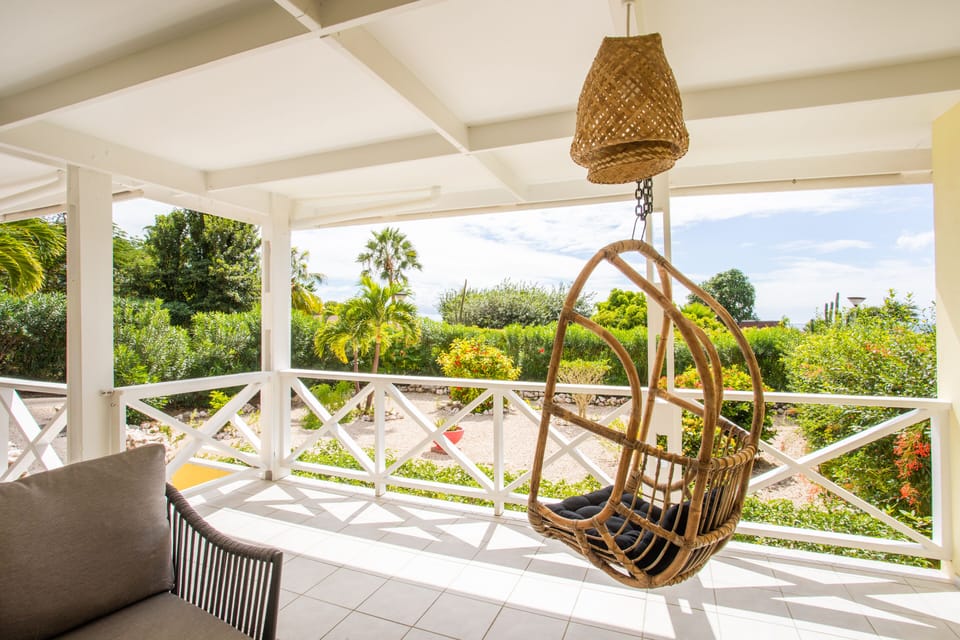 Large porch with seaview