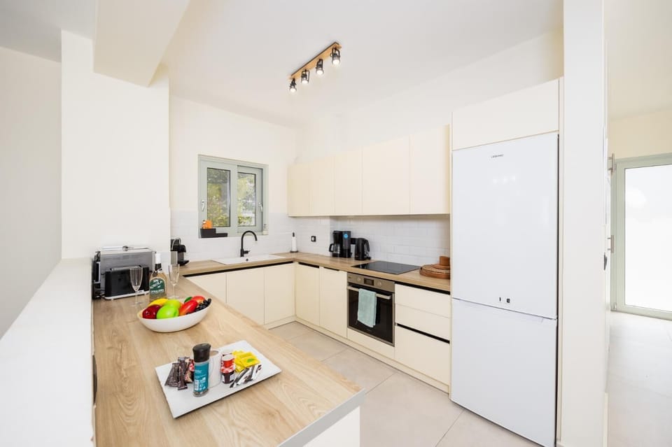 Equipped kitchen