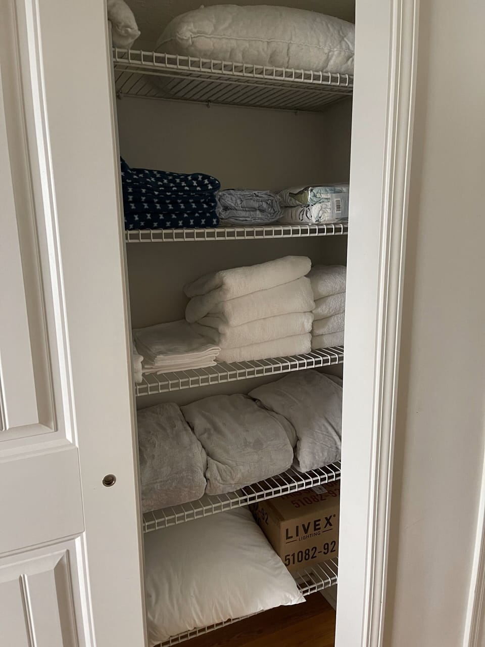 The sheet for sleeper sofa, extra towels