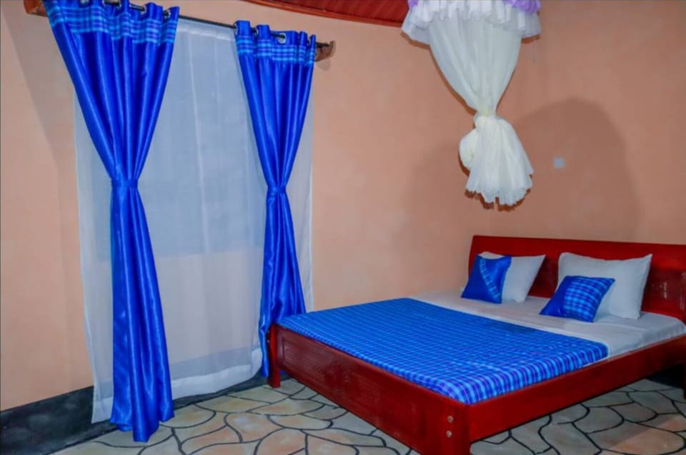 Standard Single Room | Free WiFi