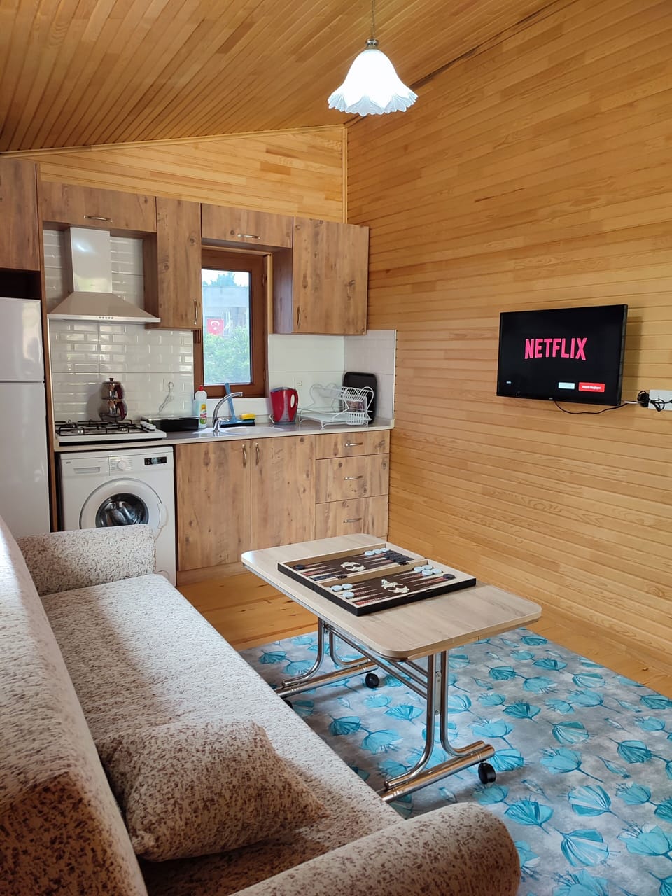 Family Bungalow | Living area | 32-inch Smart TV with satellite channels, Netflix, streaming services