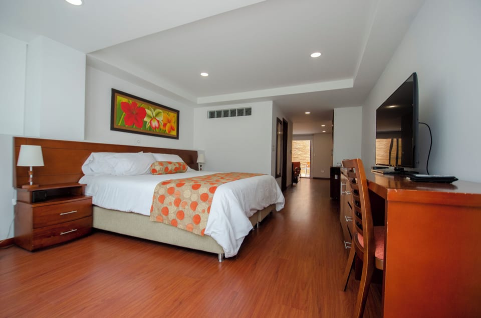 Elite Double Room Single Use | Premium bedding, down comforters, pillowtop beds