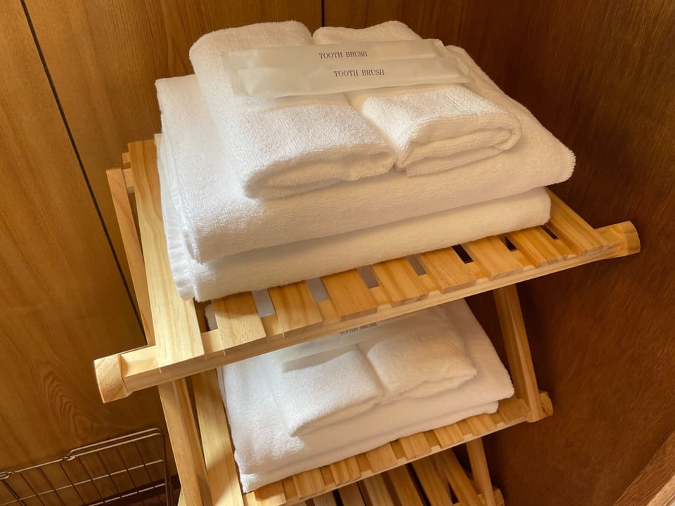 Bathroom amenities