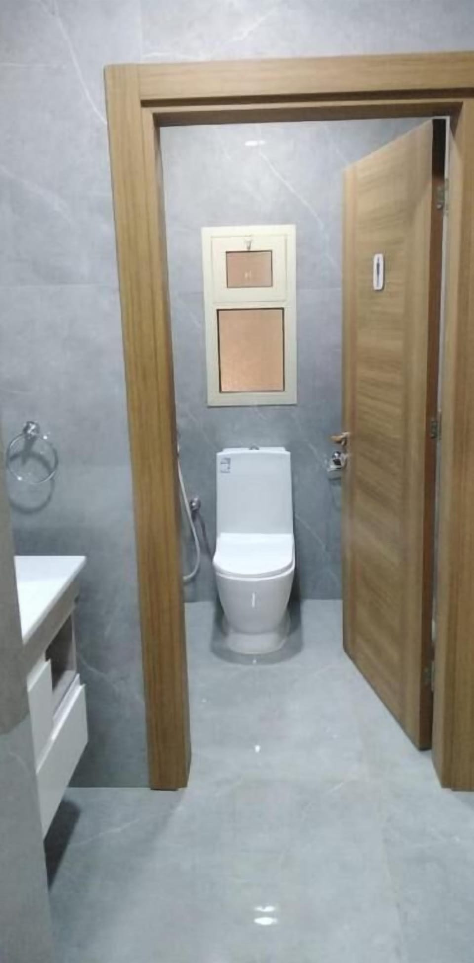 Apartment, 2 Bedrooms | Bathroom | Shower, bathrobes, towels, shampoo