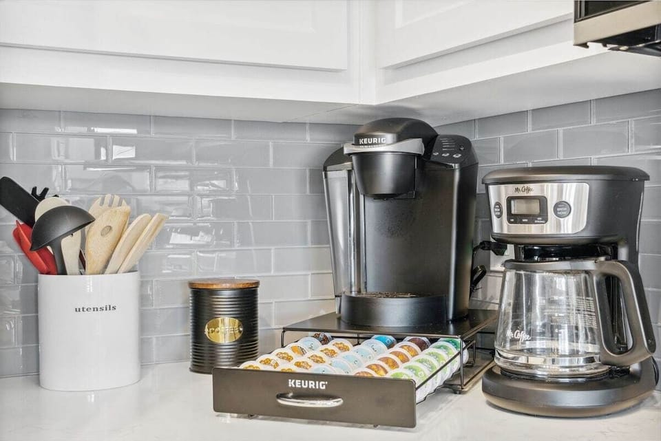 Coffee bar with coffee and K-Cups