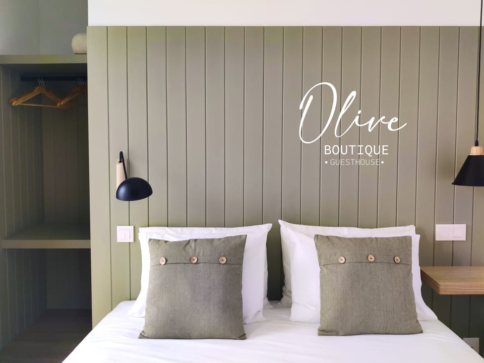 Classic Double Room | Desk, free WiFi, bed sheets