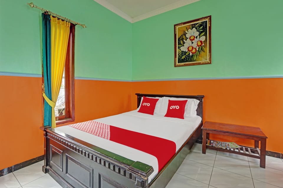 Standard Double Room | Free WiFi, bed sheets