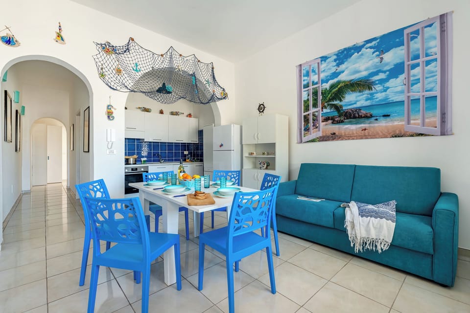 Family House, Multiple Bedrooms, 2 Bathrooms (Casa Celeste 100m From Beach) | Interior