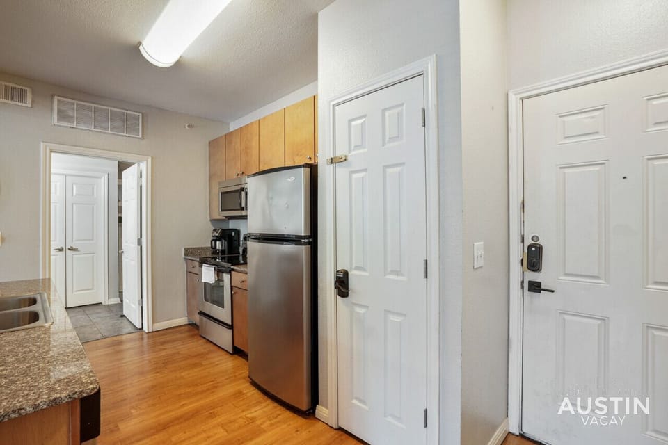 Fully equipped kitchen with all the essentials plus dishwasher