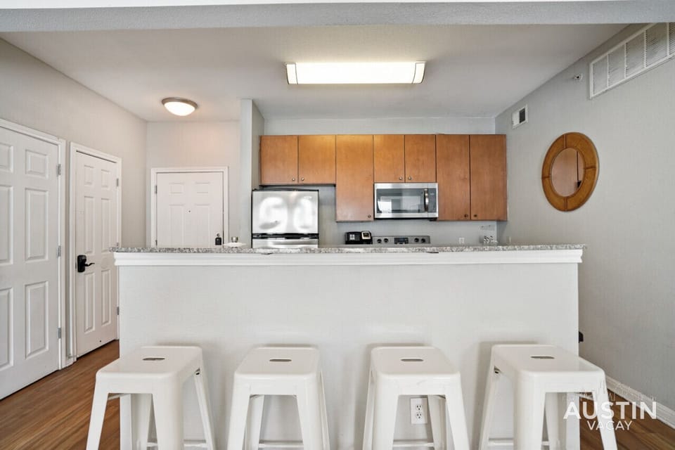 Fully equipped kitchen with all the essentials plus dishwasher