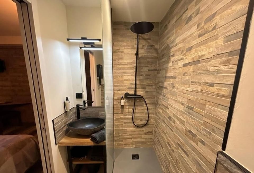 Hair dryer