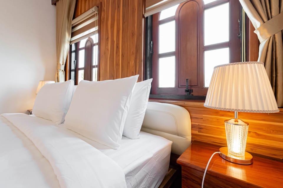 In-room safe, desk, laptop workspace, blackout drapes