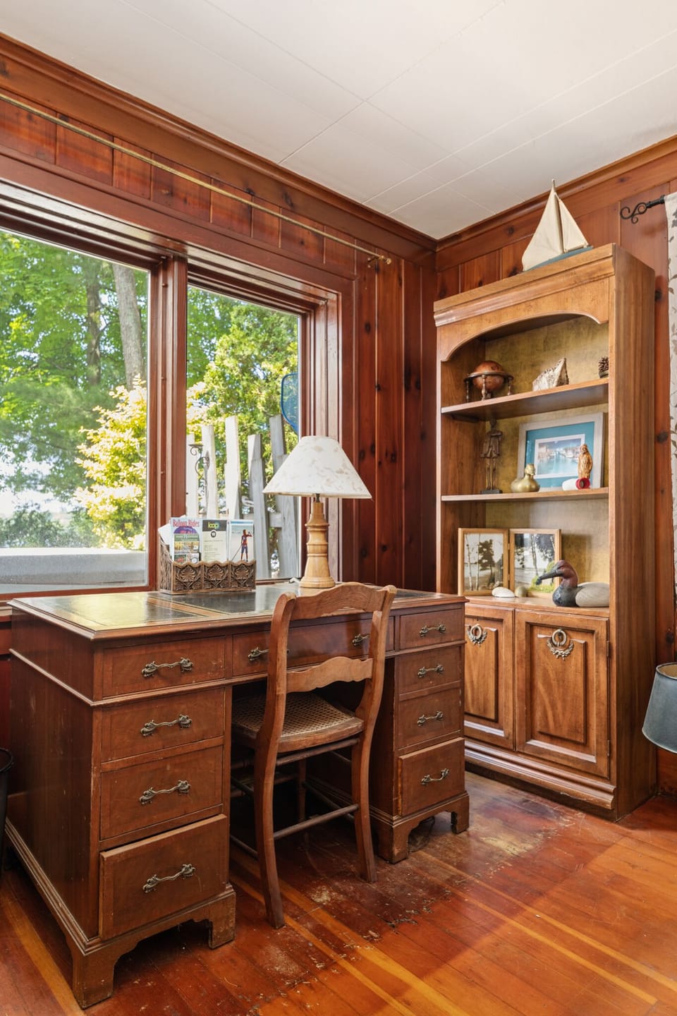 One of Two dedicated work spaces