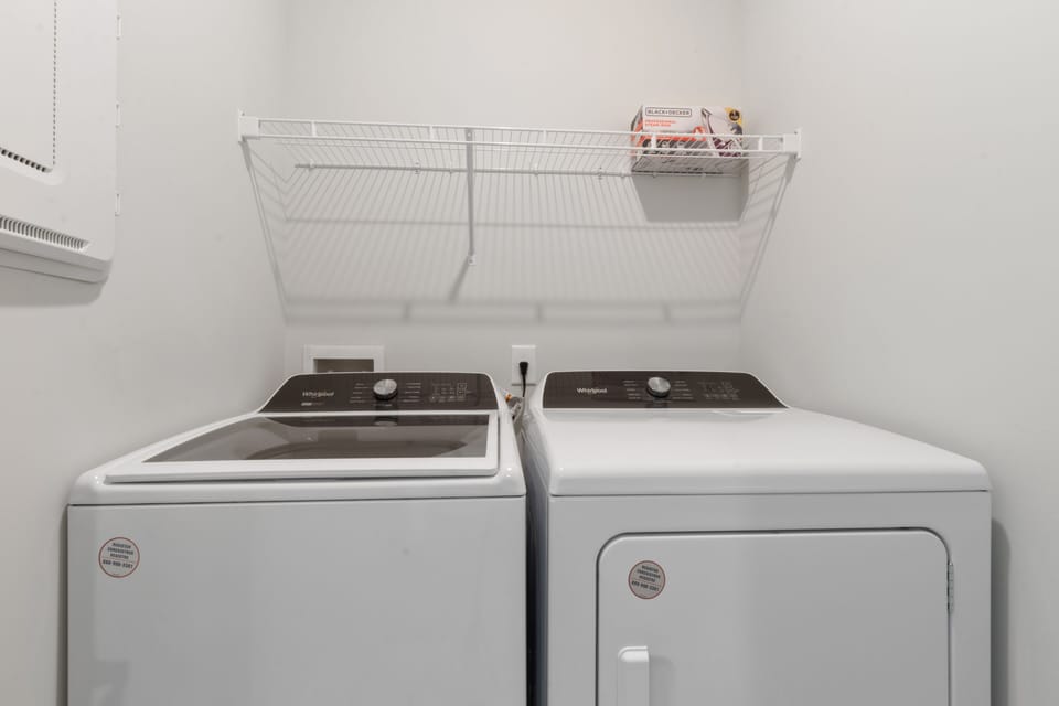 Washer/Dryer Area