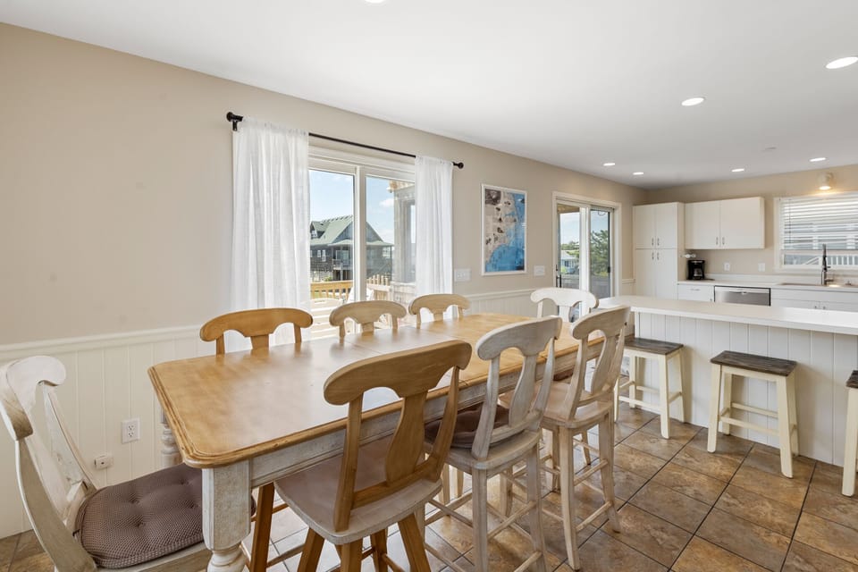 NHCA33: New Beginnings | Mid Level Dining Area