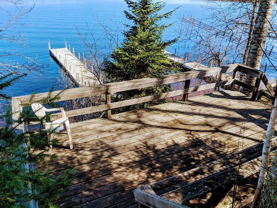 Hillside Deck - on path to docks