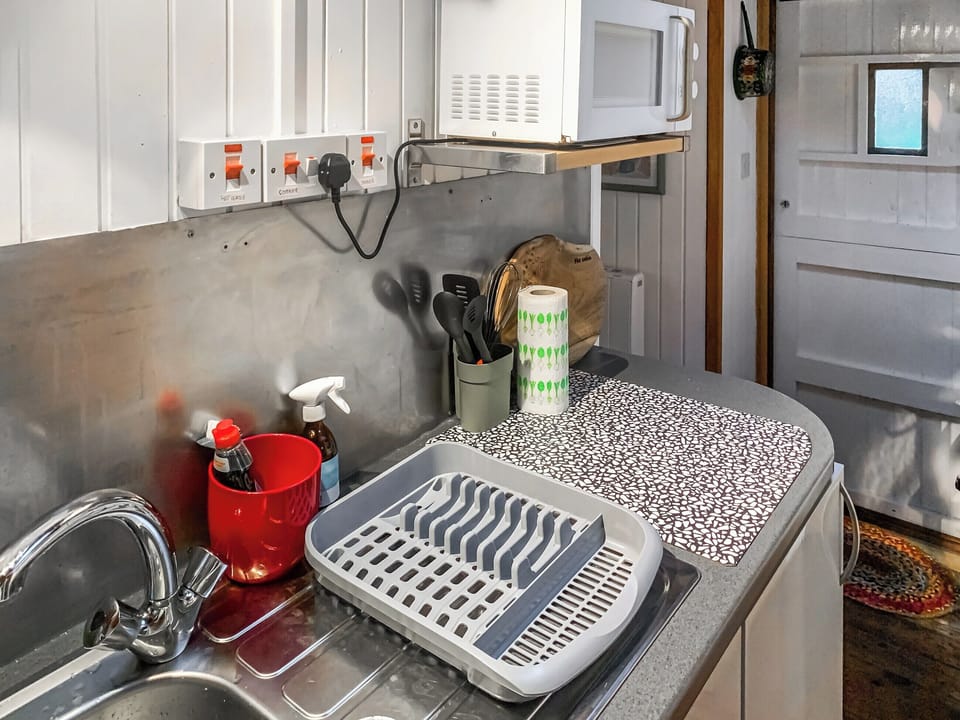 Kitchen | The Cabin, Cenarth