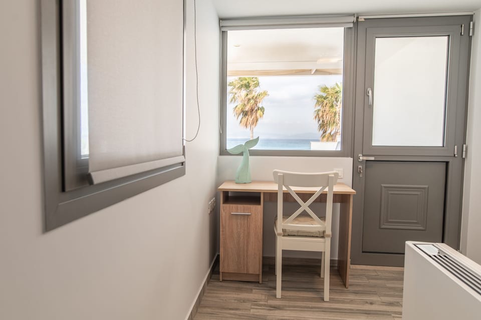 Deluxe Apartment | 3 bedrooms, in-room safe, iron/ironing board, free WiFi