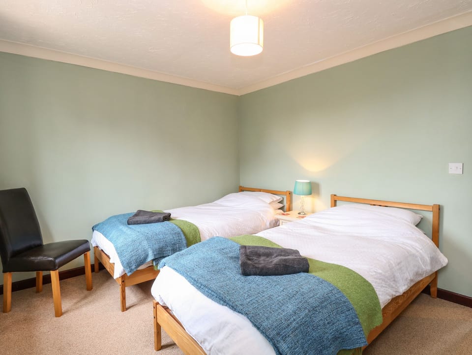 Cottage | 2 bedrooms, individually decorated, individually furnished, free WiFi