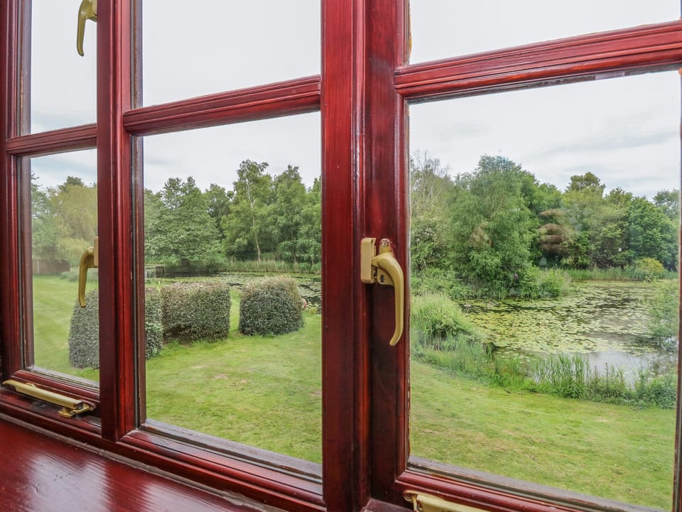 Cottage | Interior