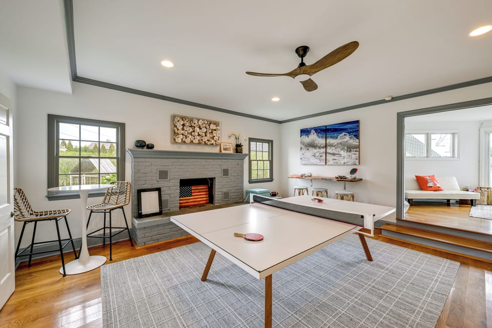 Game Room | Free WiFi | Smart TVs | Central A/C
