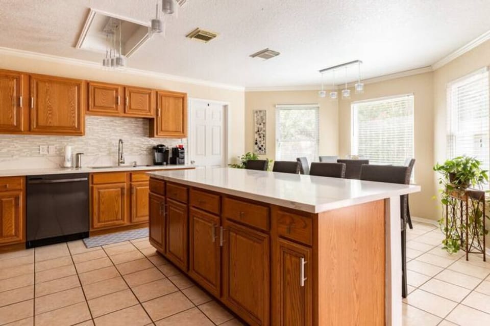 Open kitchen