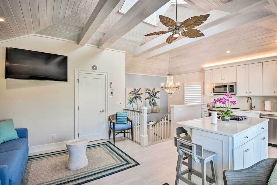 Living Area | Free WiFi | Central Heat & A/C | Smart TV | 2 Sleeper Sofas
