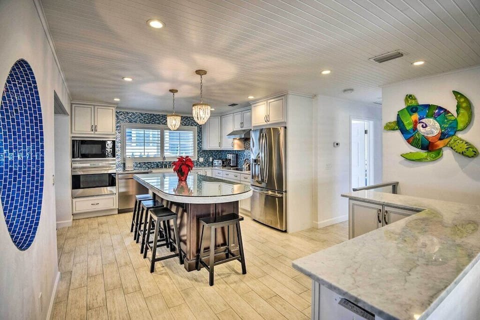 Kitchen | Cooking Basics | Dishware/Flatware | Toaster Oven | Crockpot | Blender