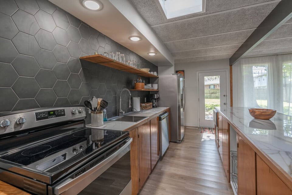 Sleek and clean kitchen