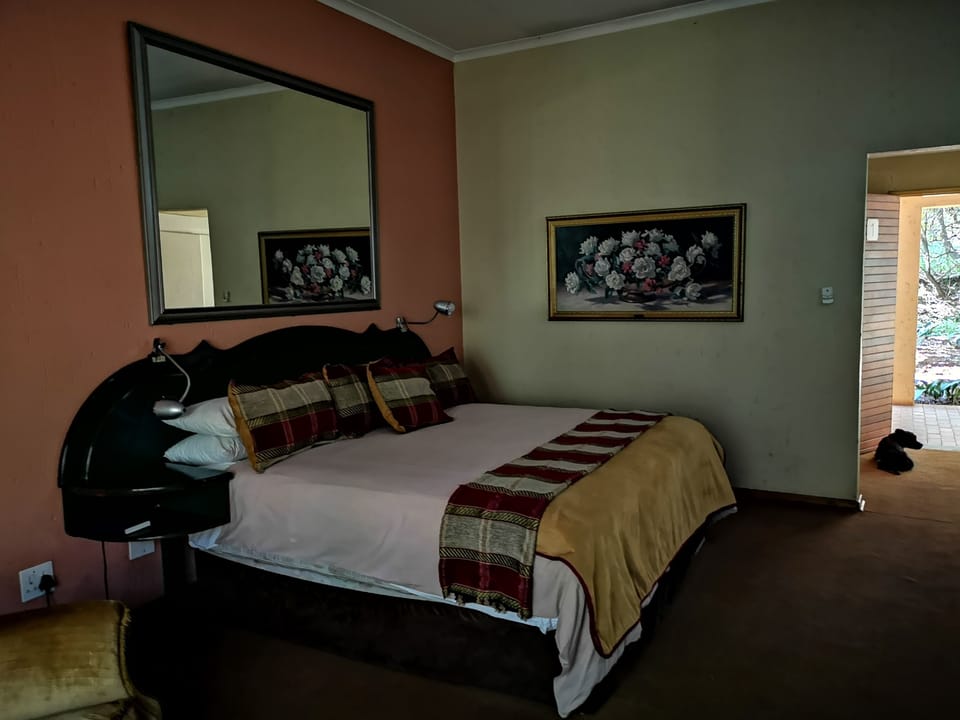 Honeymoon Double Room | Bed sheets