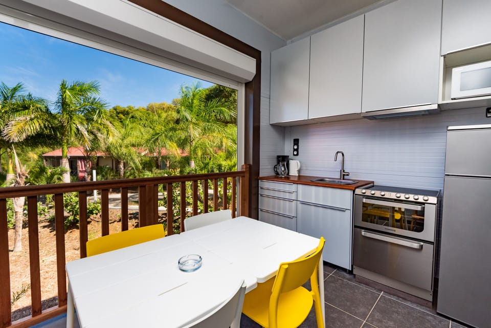 Private kitchenette