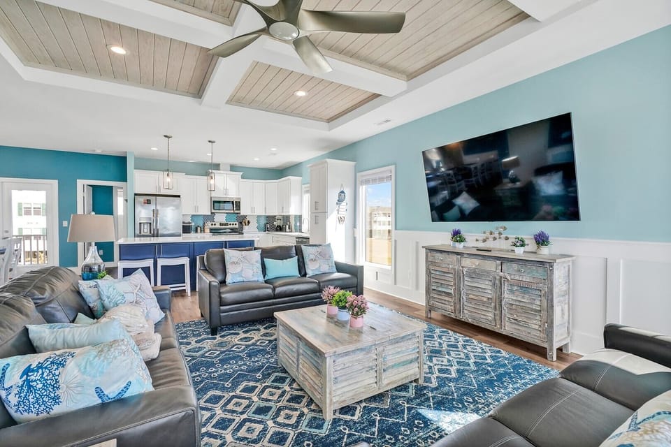 Living Area
CG 2.23.24