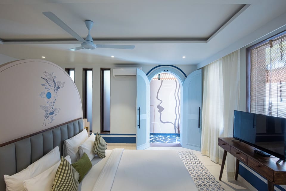 Premium bedding, down comforters, memory foam beds, in-room safe