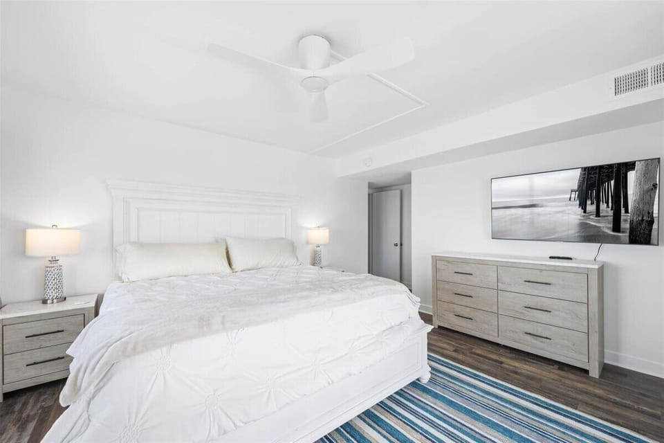 Light, Bright & Beachy - you may never want to leave the bed!